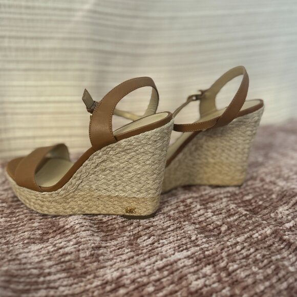 Michael Kors Jill Leather Wedge - Picture 3 of 4